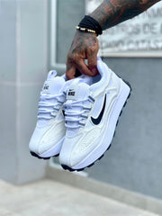 Nike Balleli Blanco Unisex – Diseño Versátil y Comodidad Todo el Día